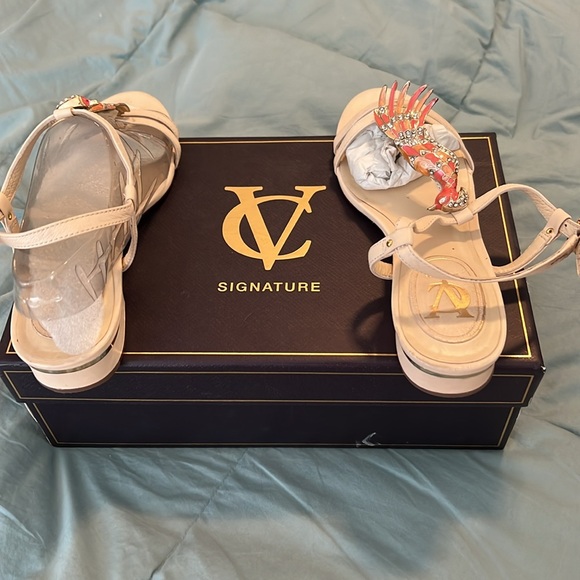 Vince Camuto Signat Sandals - Picture 6 of 10